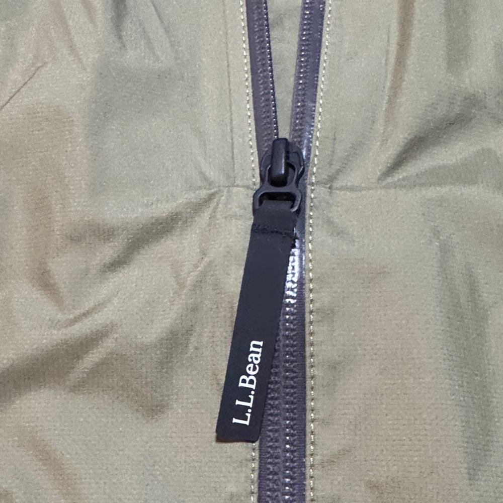 L.L. Bean Men's Light Green Hooded Jacket - Picture 6 of 8